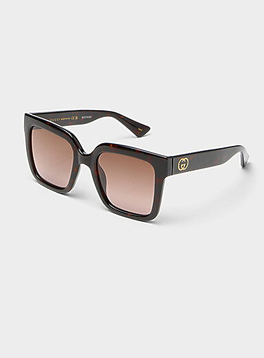 Les lunettes carr&eacute;es XL 