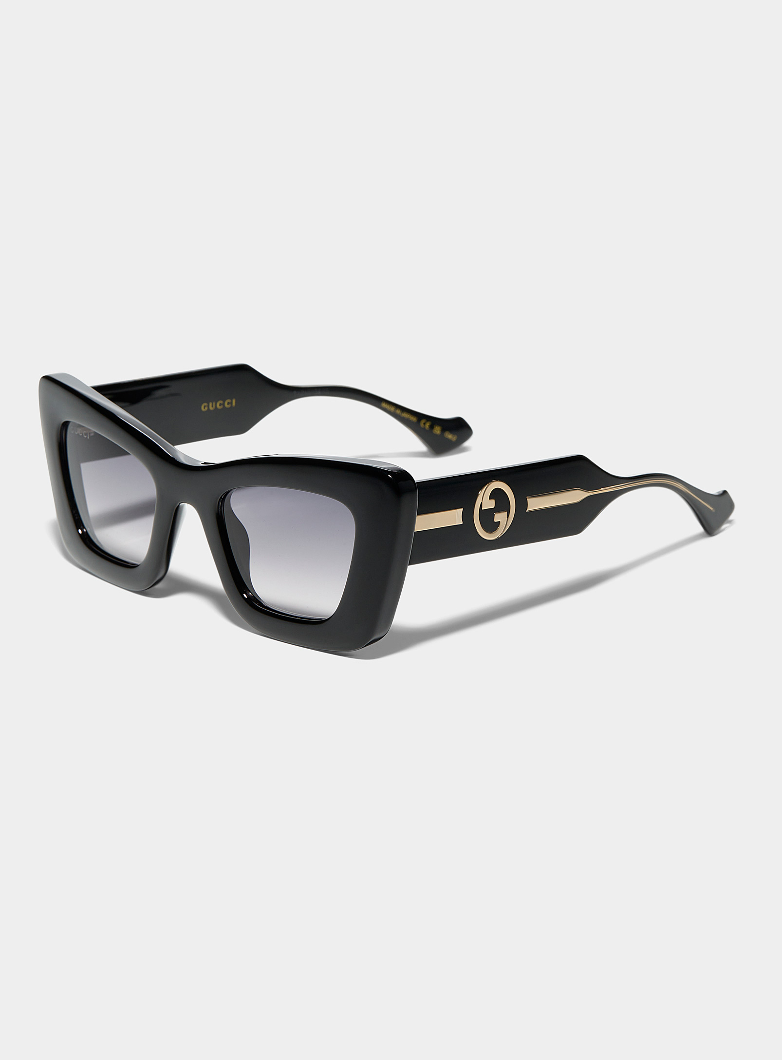 Gucci Massive Cat-eye Sunglasses In Black