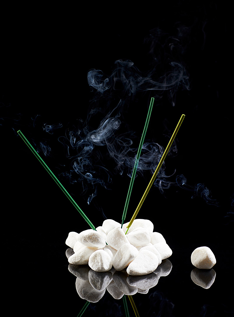 Vyrao Assorted Verdant incense sticks 30-piece set for men