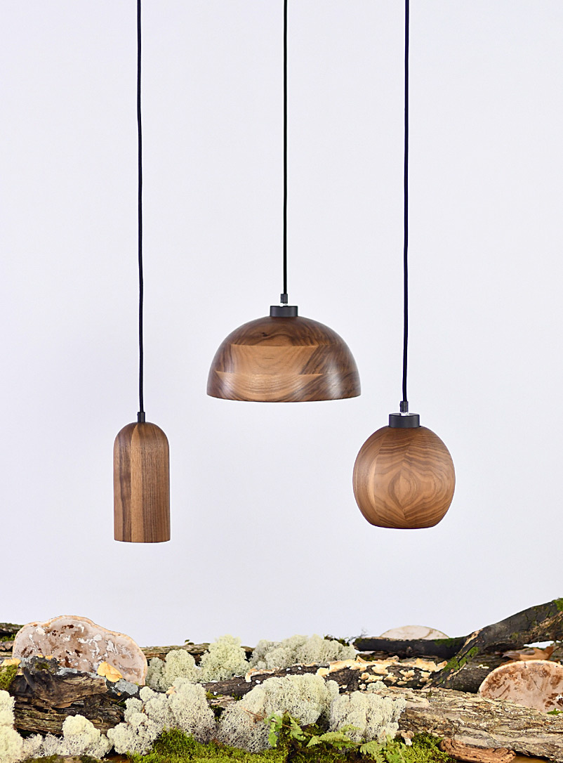 Atelier Stöbben Assorted Bommel walnut hanging lamp trio