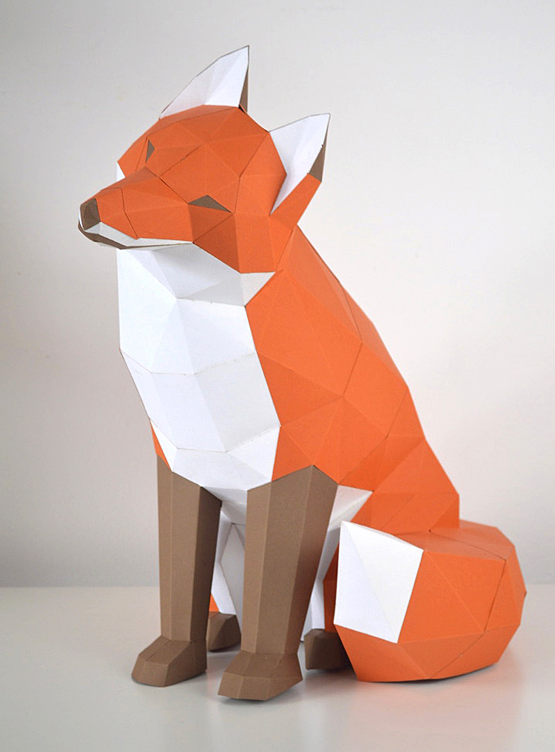 Low Poly Paper Kits: Le renard assis en papier à fabriquer Orange
