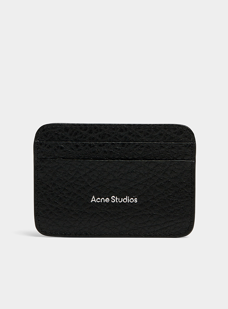 Acne Studios: Le porte-cartes cuir grenu signature relief Noir pour homme