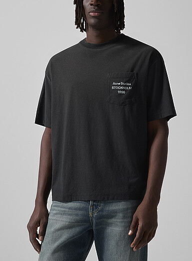 Acne Studios: Le t-shirt d&eacute;lav&eacute; poche signature Noir pour homme