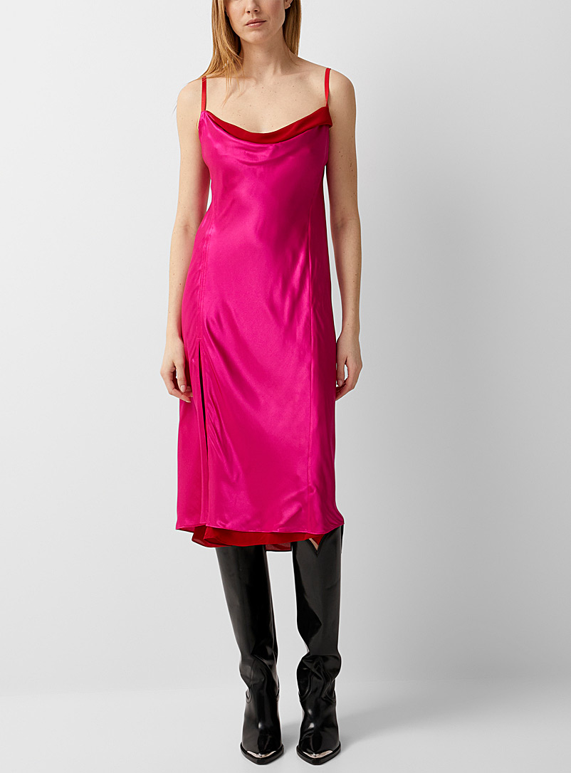 Acne Studios: La robe satinée rose et rouge Rose pour femme