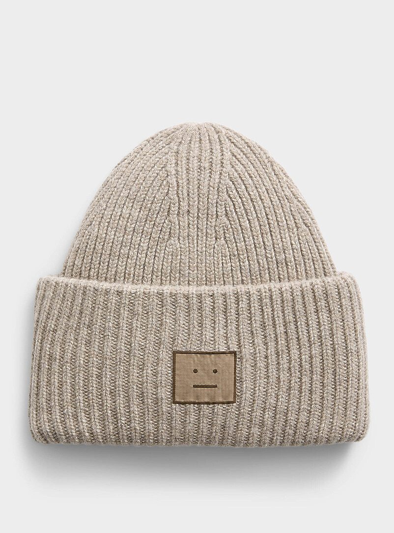 Pansy Tuque