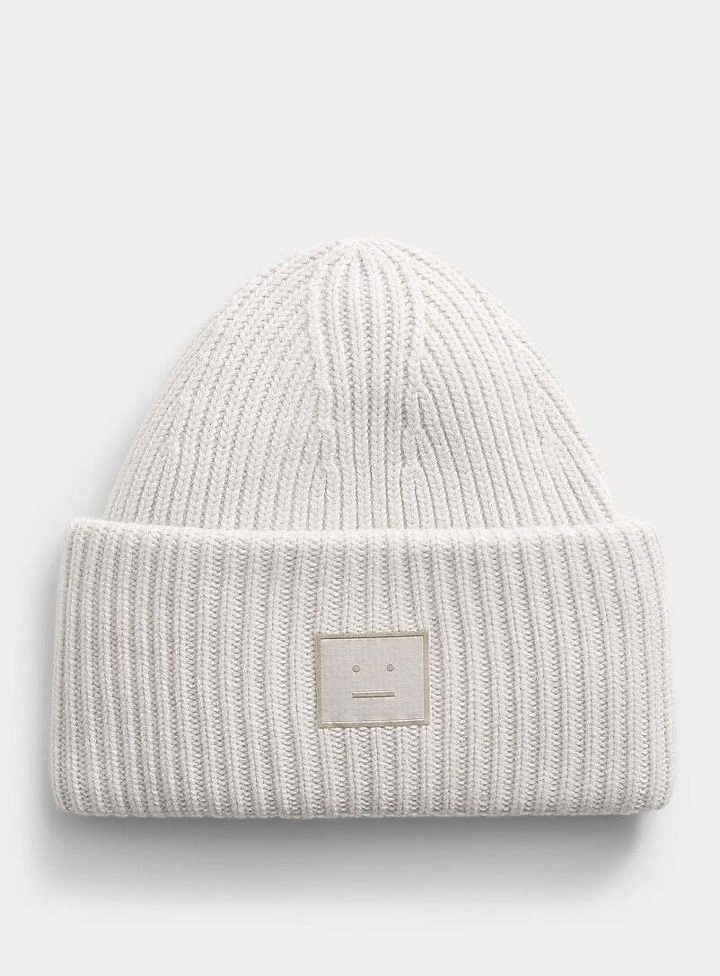 Pansy tuque product image (primary)