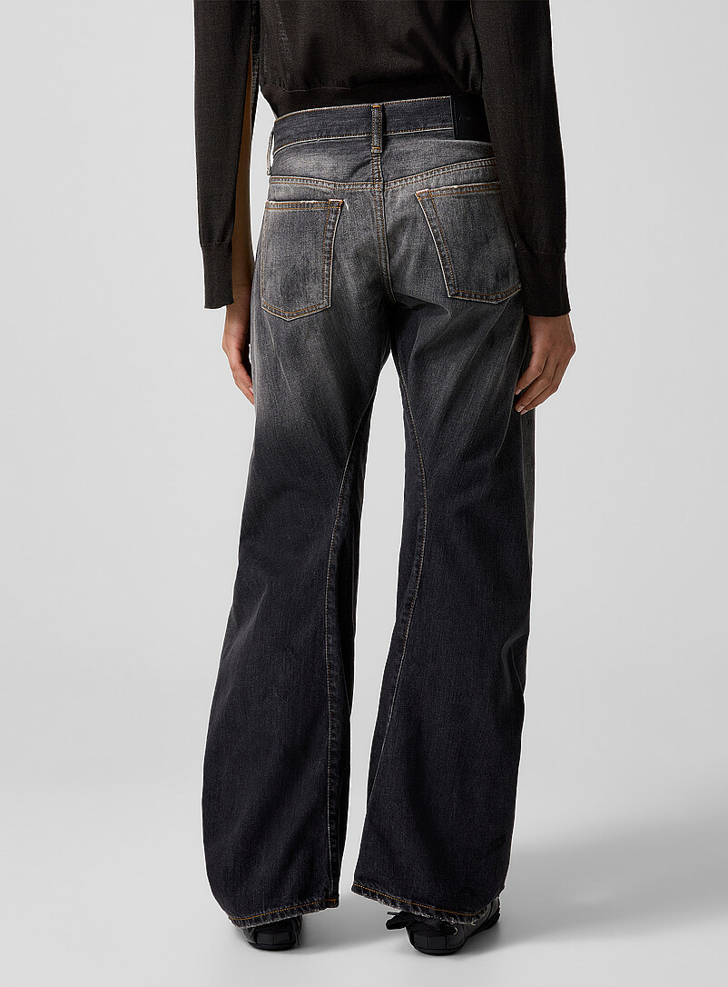 2006 distressed barrel-leg jean product image 3