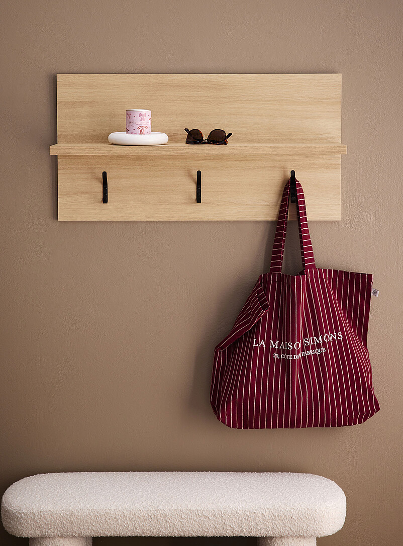 Porto Shelf With Hooks