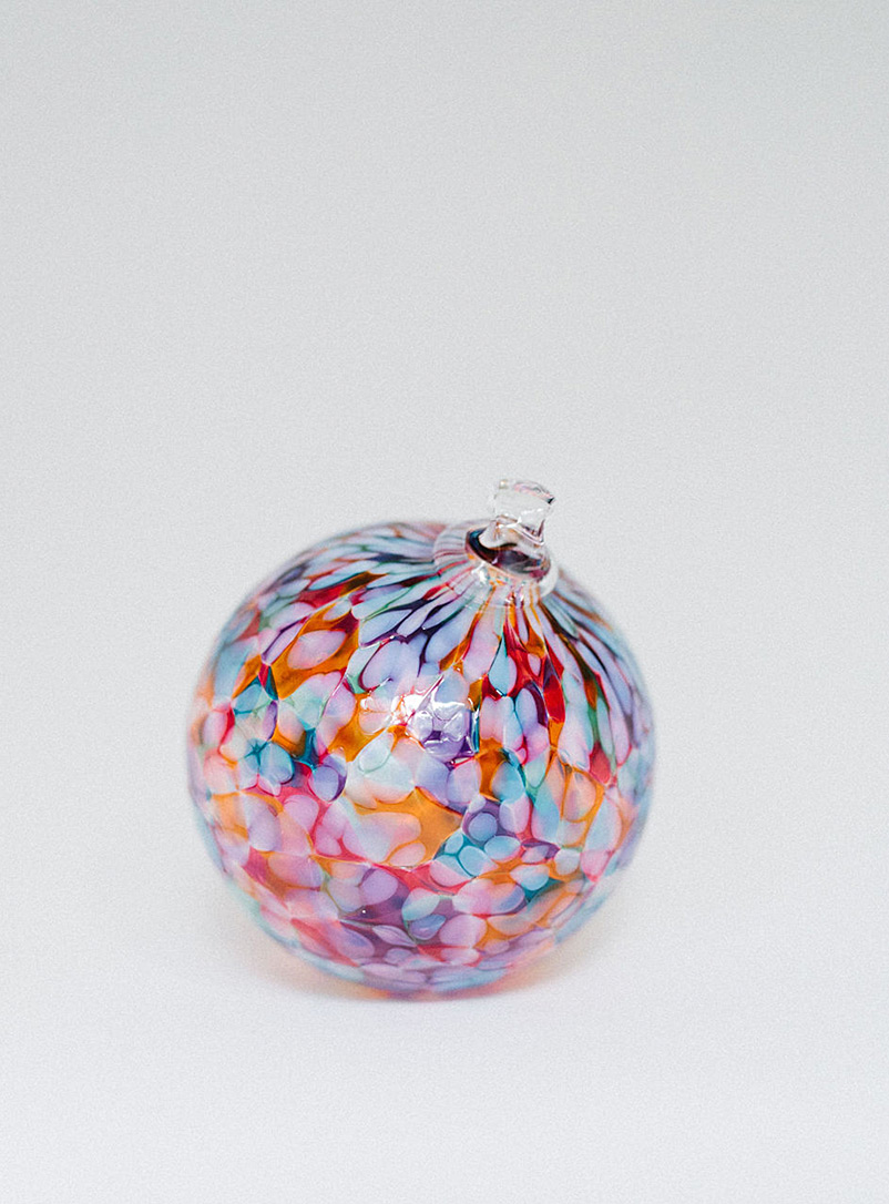 Maria Ida Designs White Festive blown glass ornament