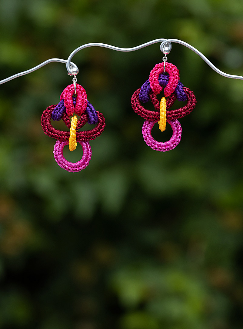 Atelier Chicoine Red Femina crocheted earrings
