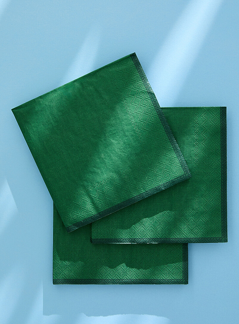 Plain paper napkins 16.5 x 16.5 cm. Pack of 25. product image (primary)