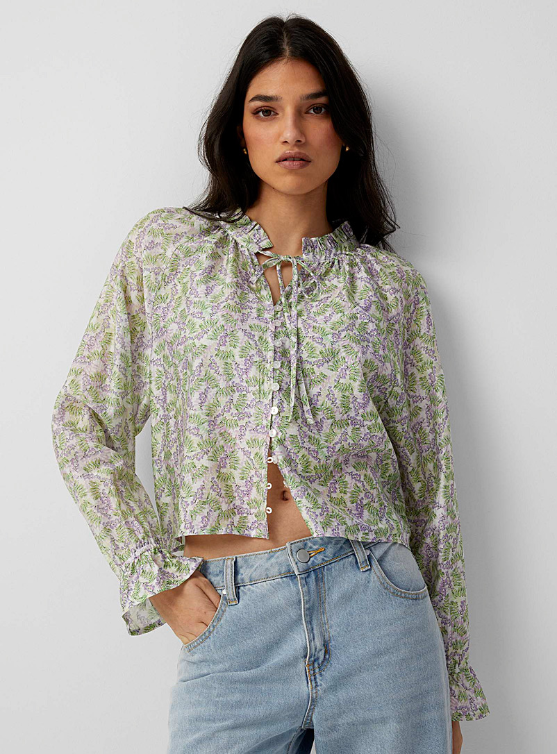 Icône Patterned White Lilac bouquet tie-neck blouse for women