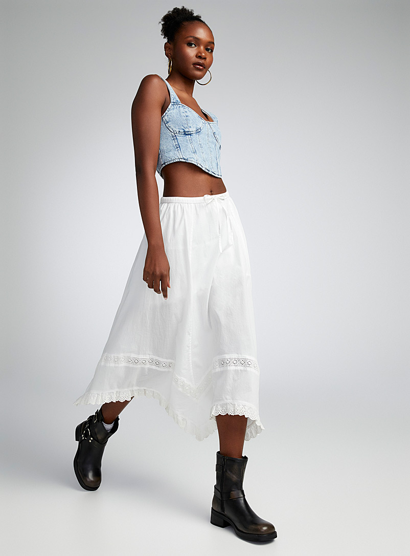 Twik: La jupe paysanne fleurs ajourées Blanc pour femme