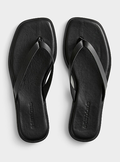 La sandale coussin&eacute;e bride V cuir <b>Faite en Espagne</b> Femme