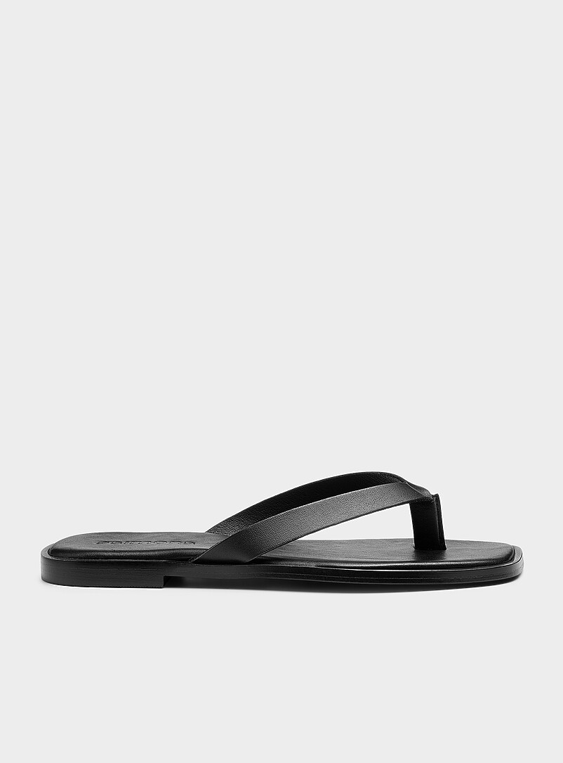 Leather V-strap cushioned sandals Made in Spain Women product image 2