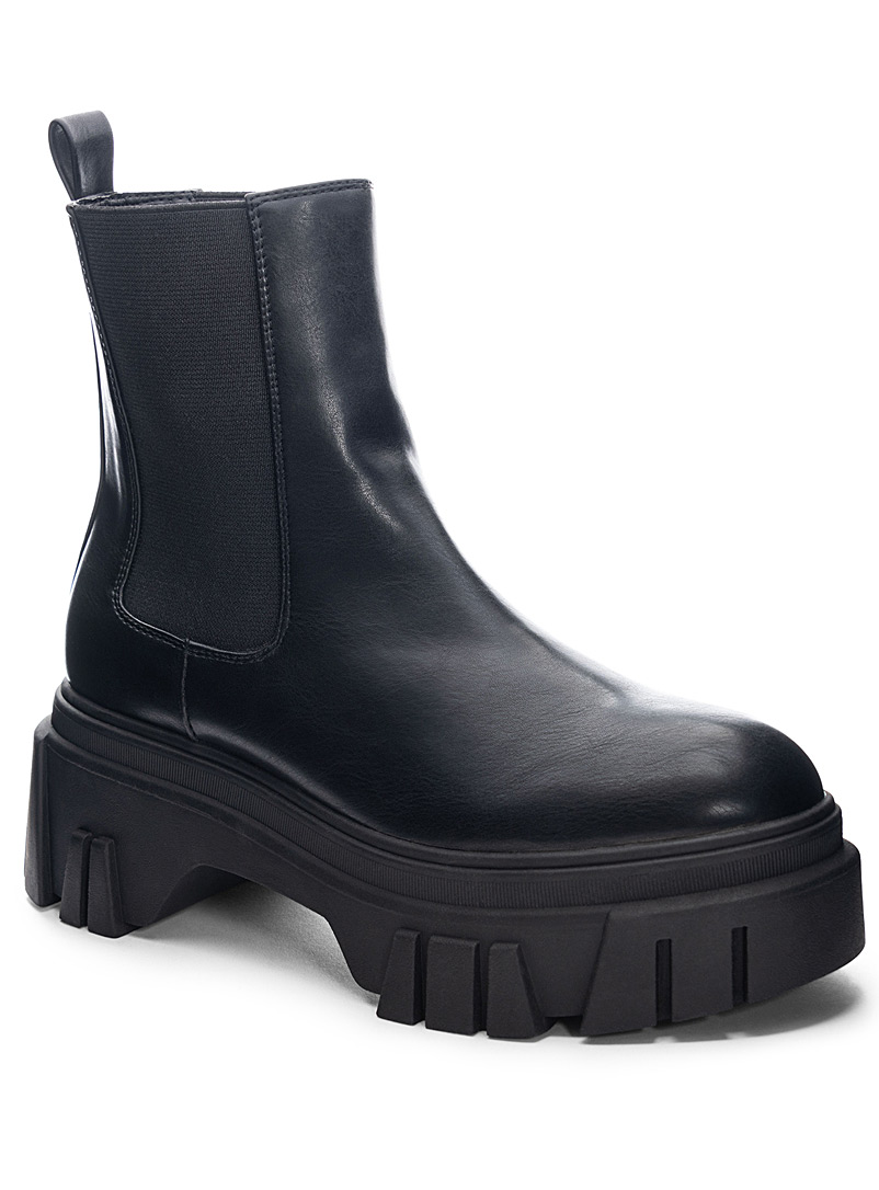 Chinese Laundry Black Chelsea Jenny boots Women for error