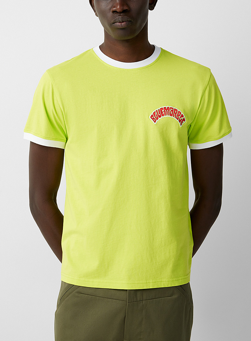 Bluemarble: Le t-shirt lime bordures contrastées Vert pâle-lime pour homme