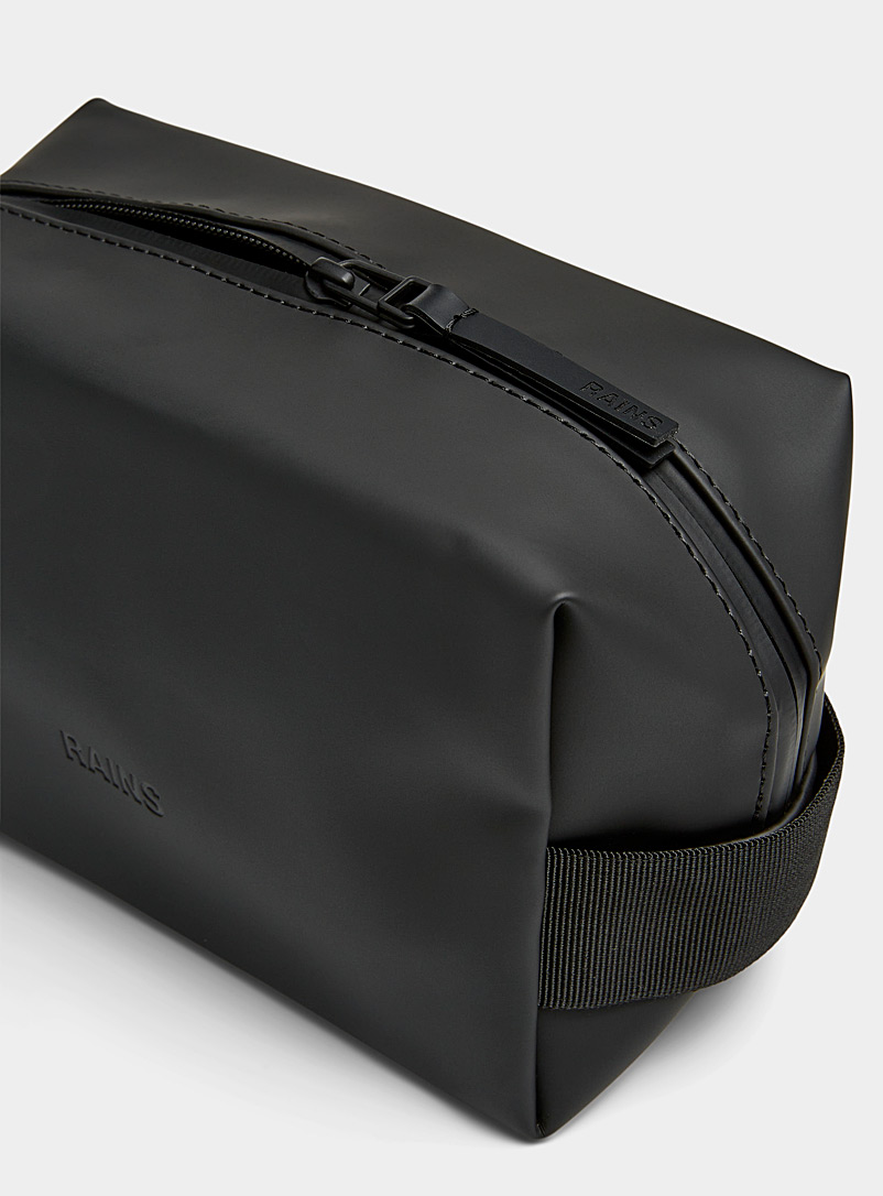 Waterproof travel case product image 2