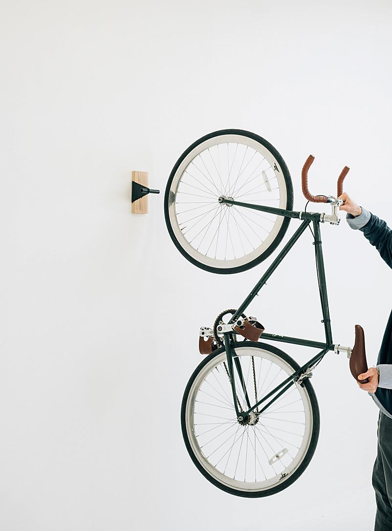 Atelier Speakeasy: Le support à vélo frêne et métal Noir