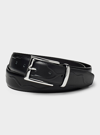 Square brass buckle veined leather belt