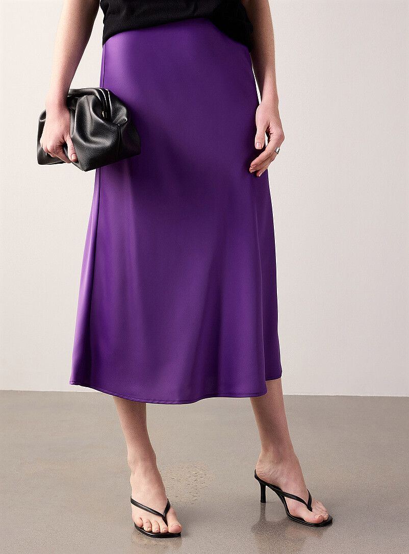 Sleek satiny skirt product image 2