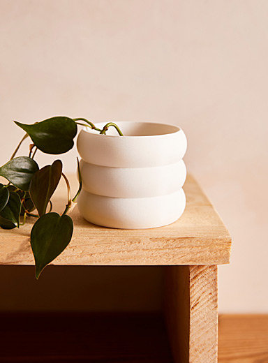 Le moyen cache-pot à soucoupe minimaliste 4,25 po, Simons Maison, Vases  et cache-pots, Accessoires déco