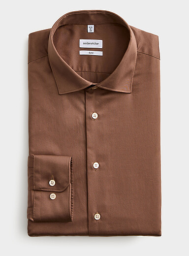 Seidensticker: La chemise sans repassage coton satin&eacute; <b>Coupe ajust&eacute;e</b> Brun pour homme