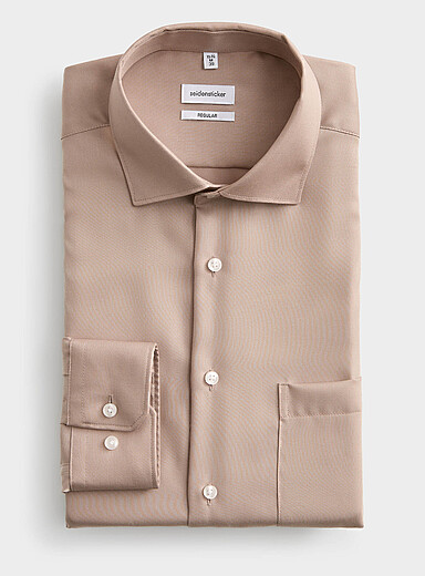 Seidensticker: La chemise unie fin twill <b>Coupe r&eacute;guli&egrave;re</b> Beige pour homme