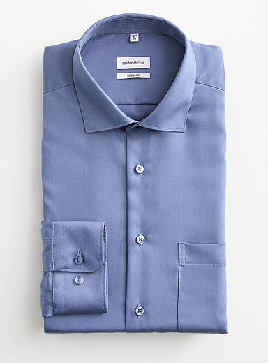 Fine twill solid shirt <b>Regular fit</b>