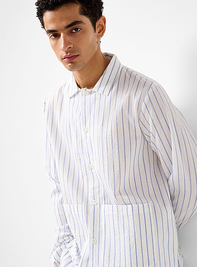 La chemise seersucker ray&eacute;e Skyler