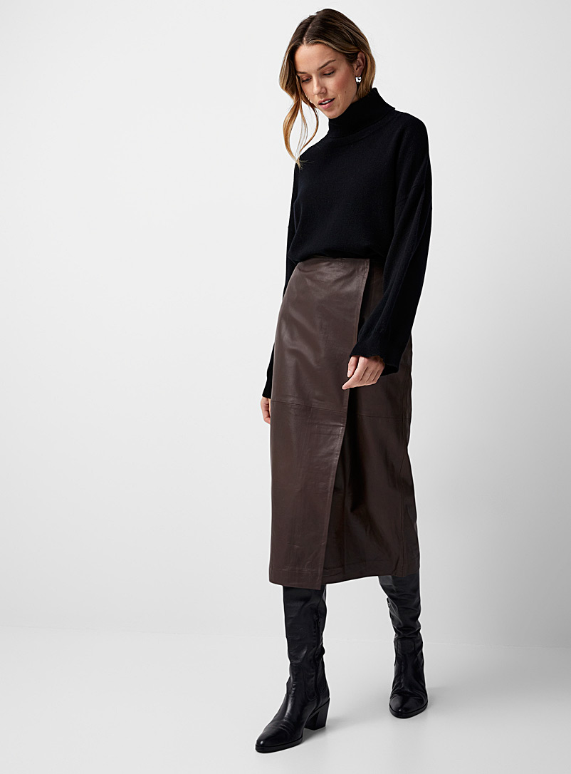 Soaked in Luxury Dark Brown Joselyn long cocoa leather skirt for error