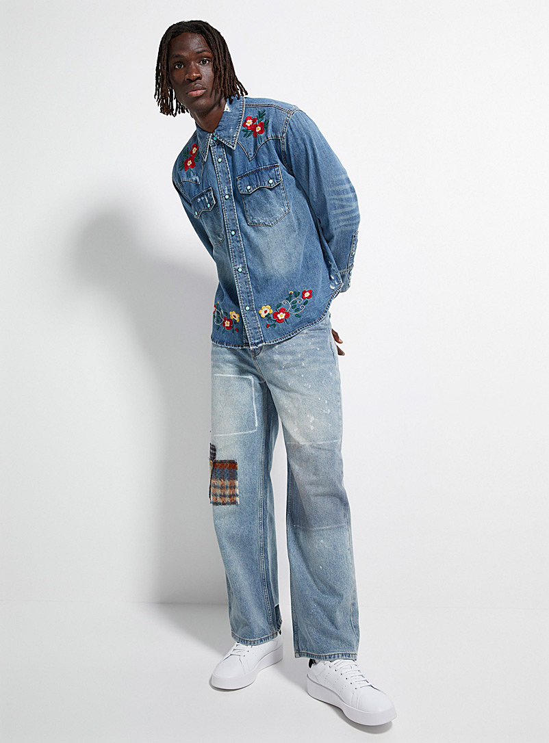 Found: Le chemise de jean broderies florales Bleu pour homme