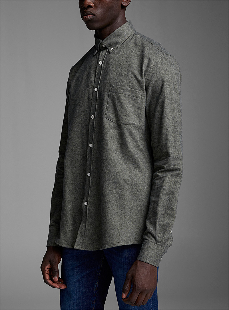 Chemise en flanelle uni avec un col mao - Vert - Homme - 15.00 Chemise en flanelle uni avec un col mao - Vert - Homme - 15.00