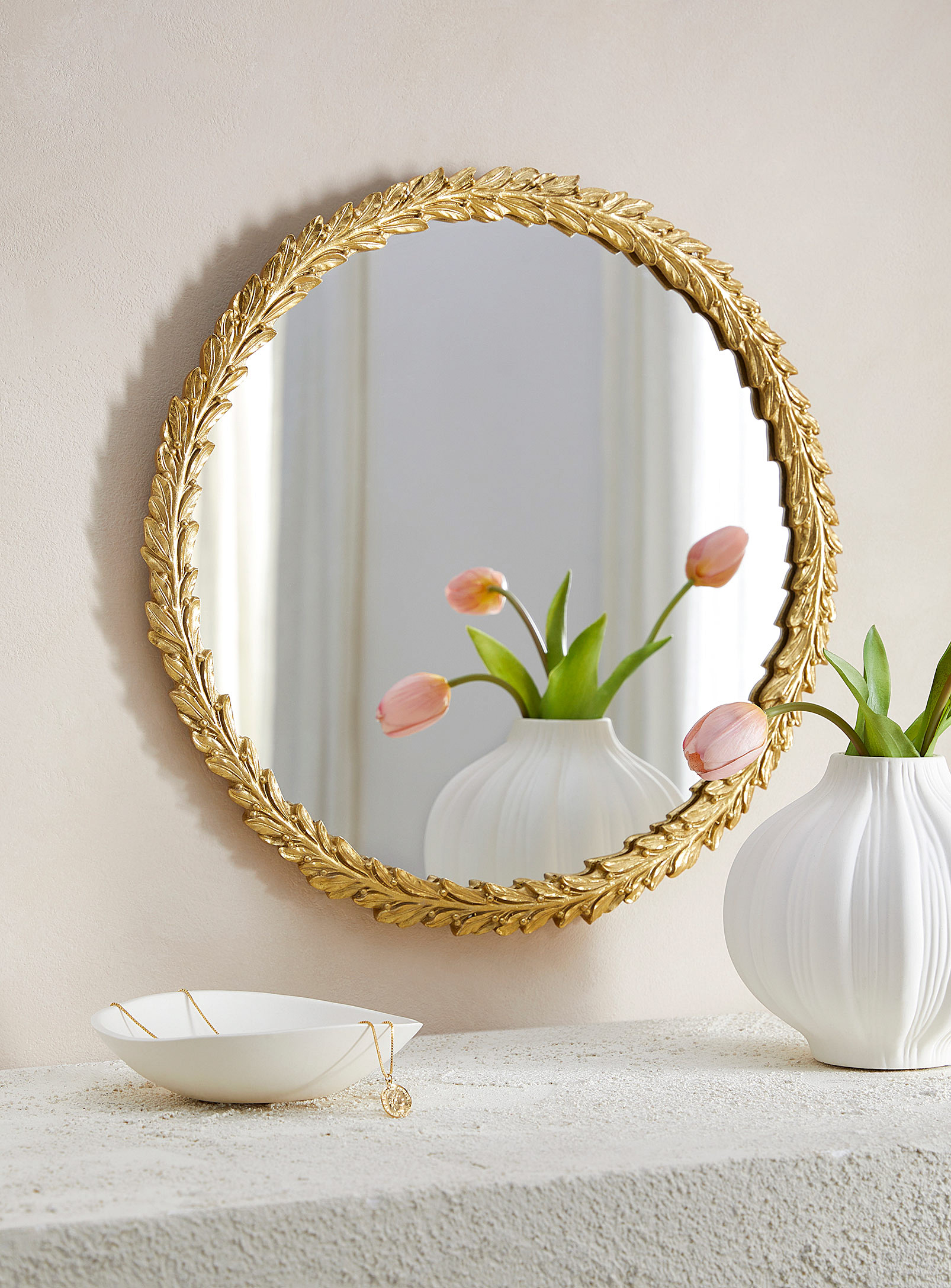 Simons Maison - Golden crown round mirror