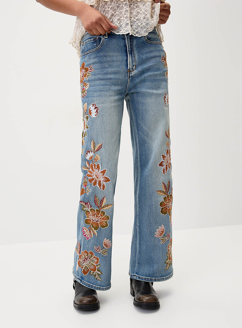 Floral embroidery straight-leg jean product image 2