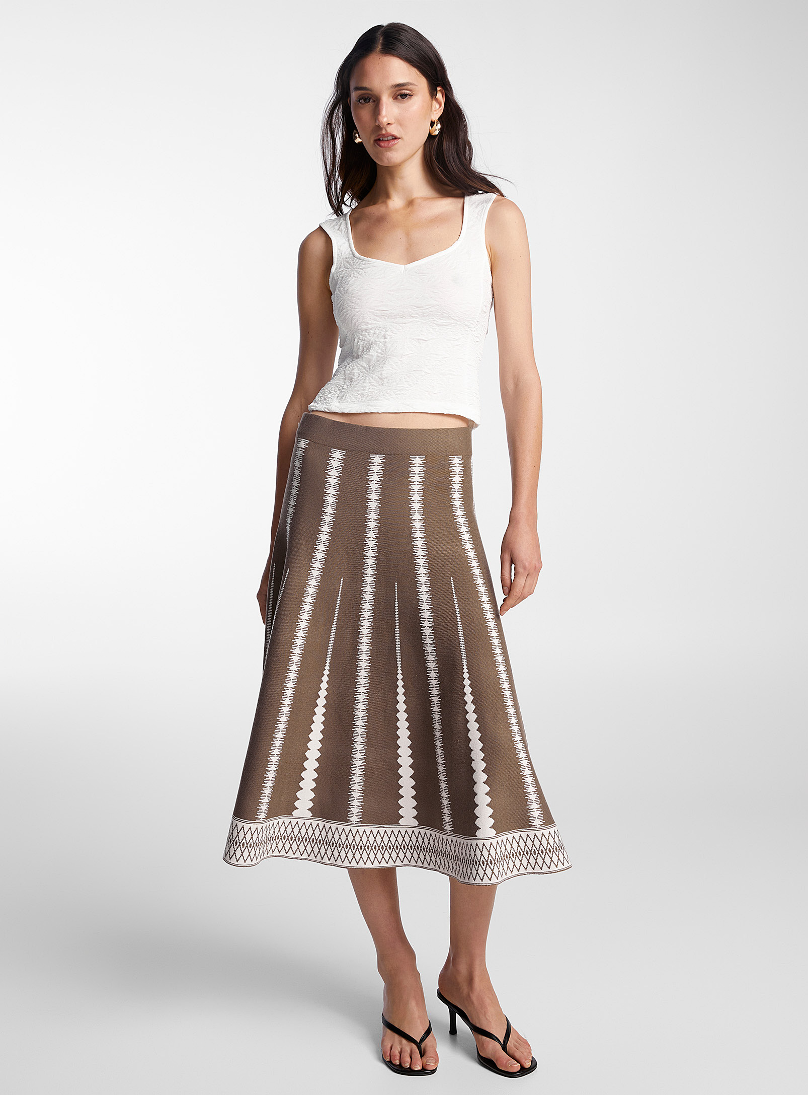 Icone Dense Jacquard Knit Flared Skirt In Patterned Brown