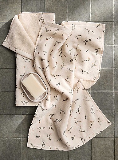 Delicate flowers organic cotton hand towels Set of 2
