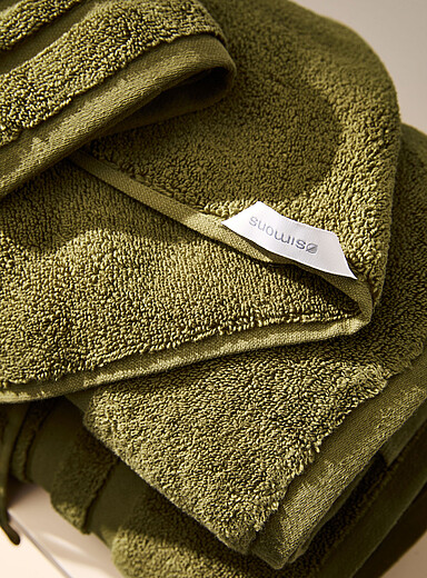 Luxurious organic cotton towels Absorbent, highly soft and plus