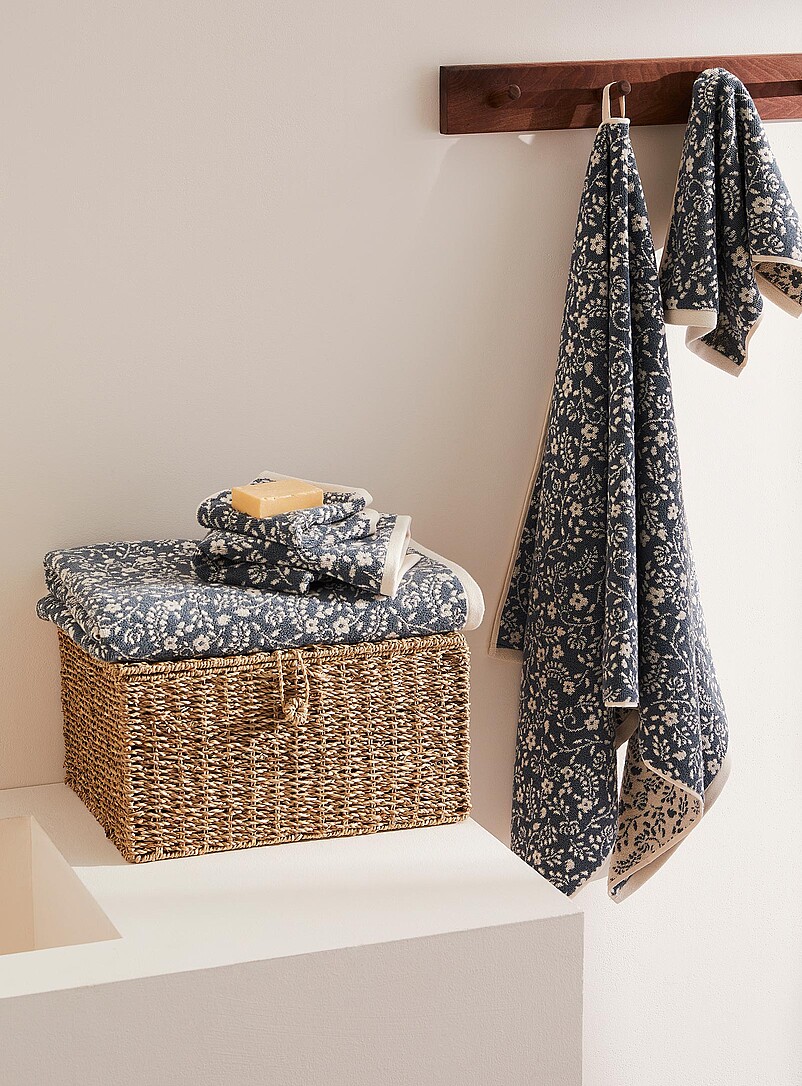 Floral tapestry organic cotton reversible towels | Simons Maison | Jacquards & Embroidery | Bath Towels | Simons