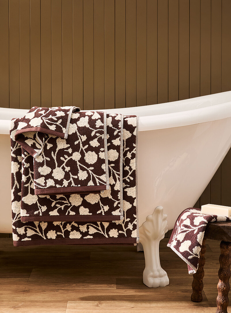 Stylized flowers organic cotton reversible towels product image (primary)
