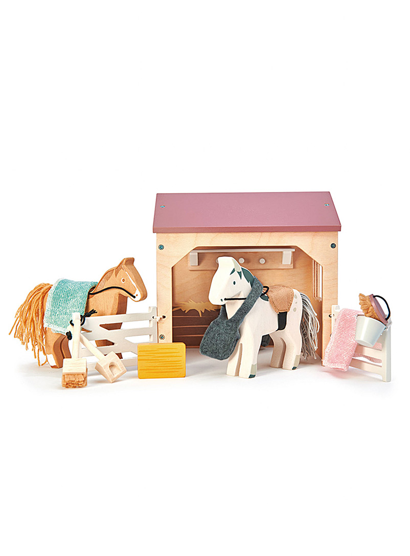 Tender Leaf Toys: L'écurie en bois pour maison de poupée Assorti
