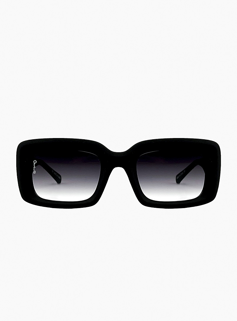 Otra Black Chelsea rectangular sunglasses for men