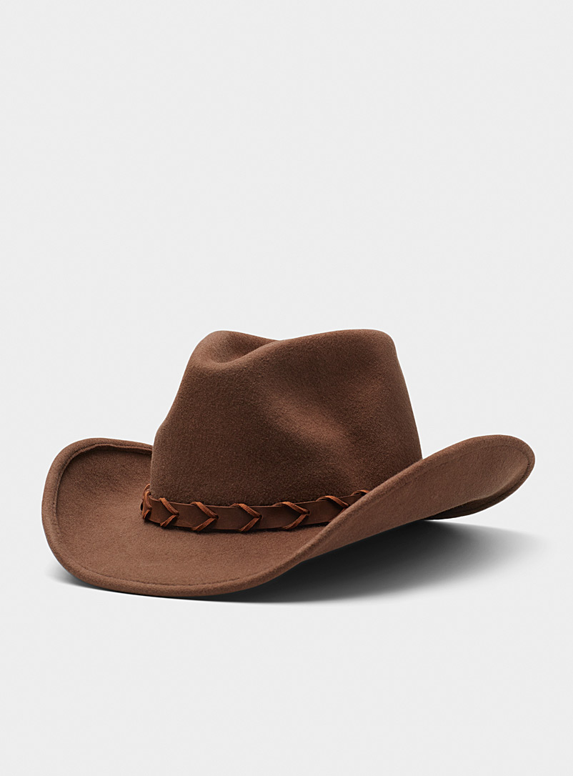 Leather band felt cowboy hat
