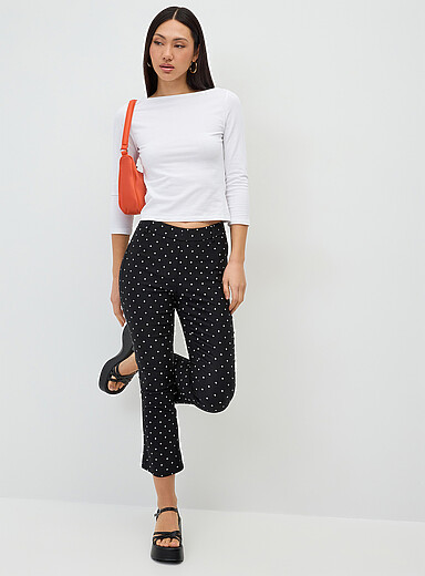 Small polka dots flared capri pant