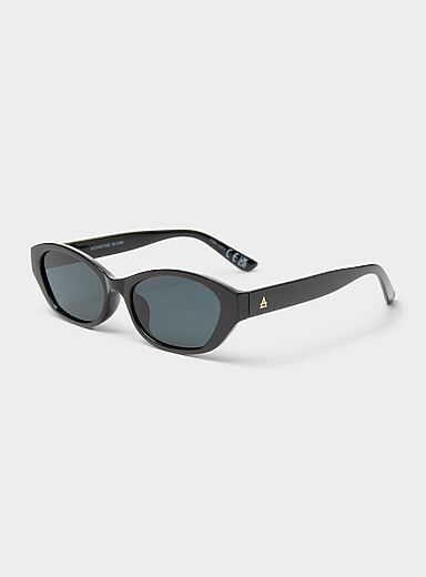 Les lunettes de soleil ovales angulaires Moonstone
