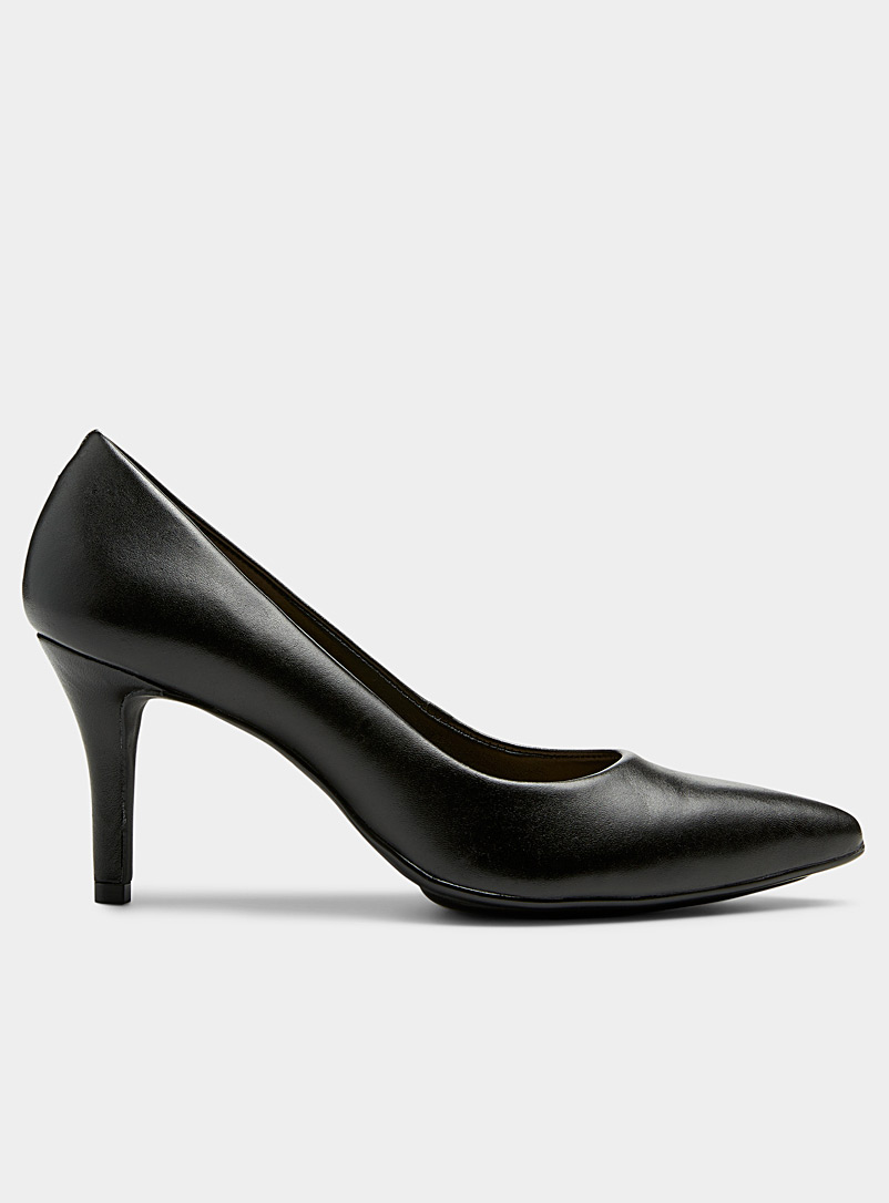 Simons Black Pointed-toe leather pumps for women