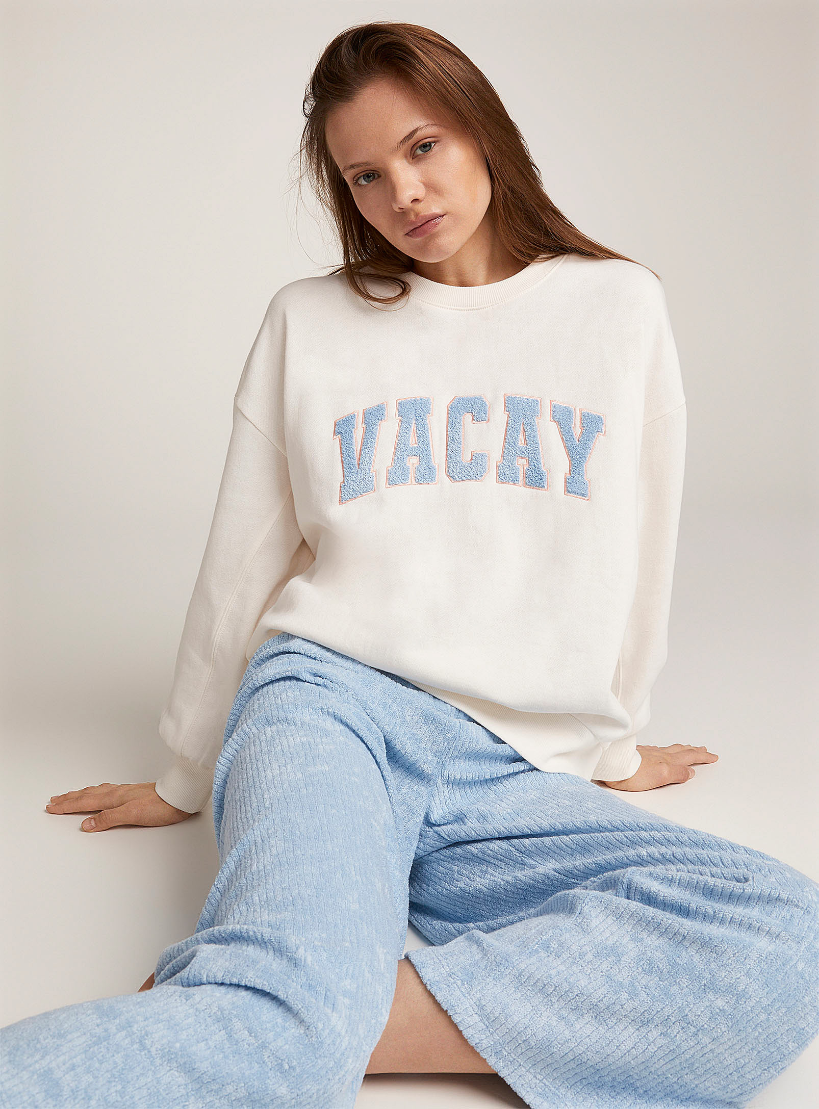 Z Supply Vacay Oversized Lounge Sweatshirt In Off White
