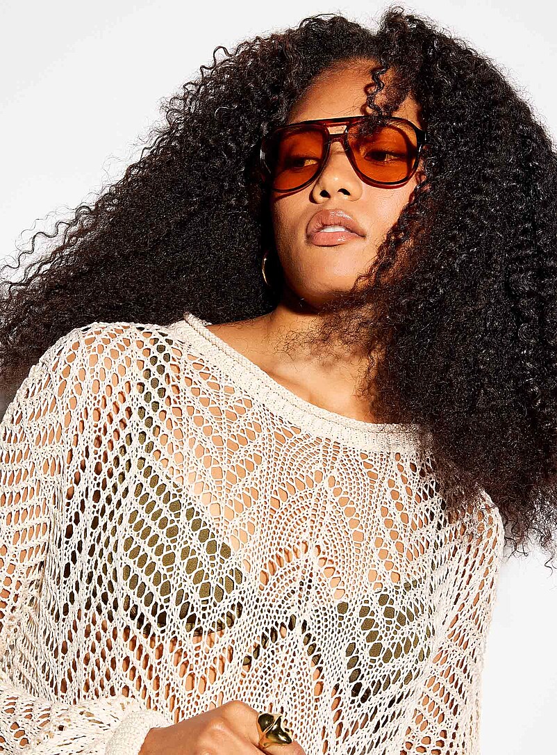 Ic&ocirc;ne Pink Rolled-collar crocheted sweater for women