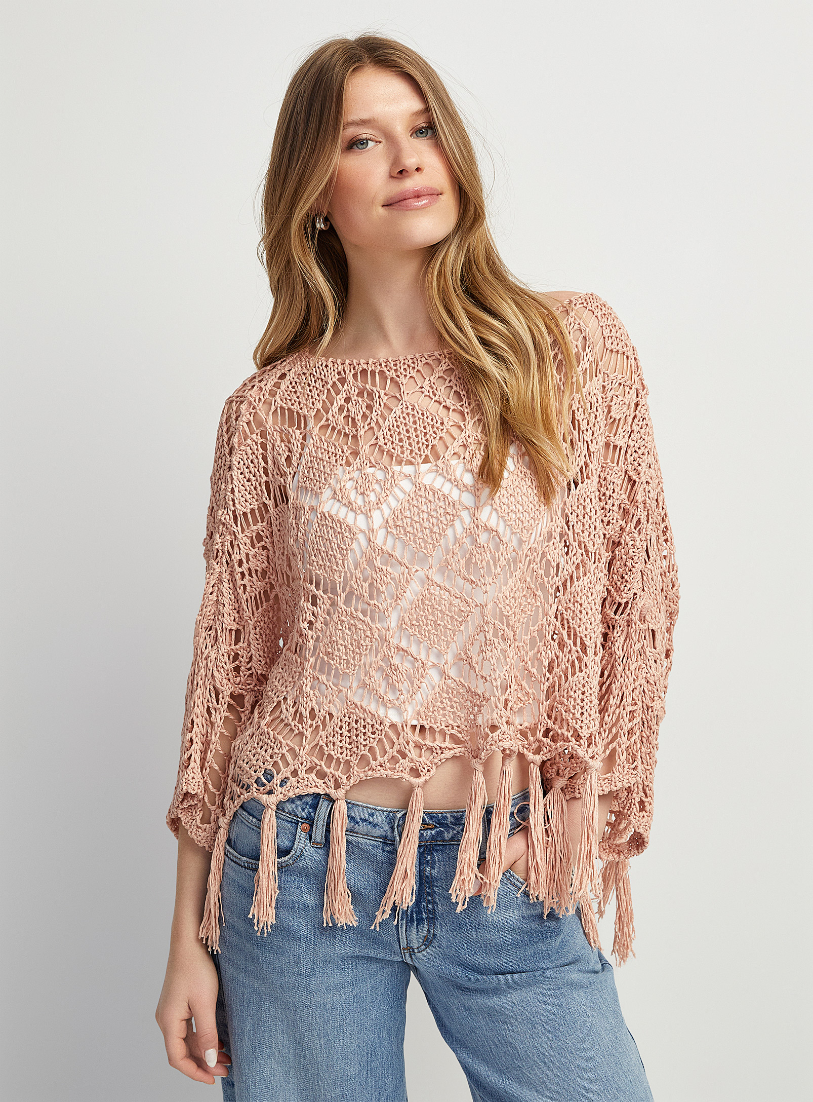 Icone Mesh Weave Fringed Sweater In Pink