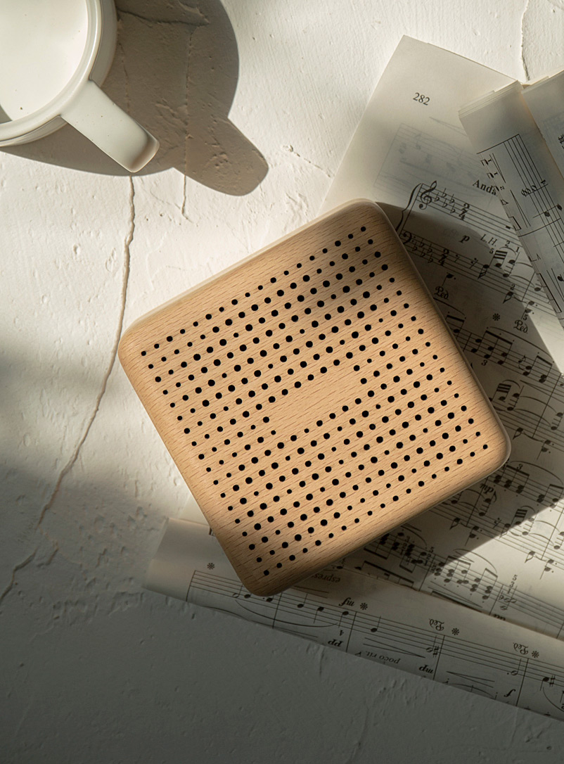 Simons Maison Light brown  Portable square wooden speaker